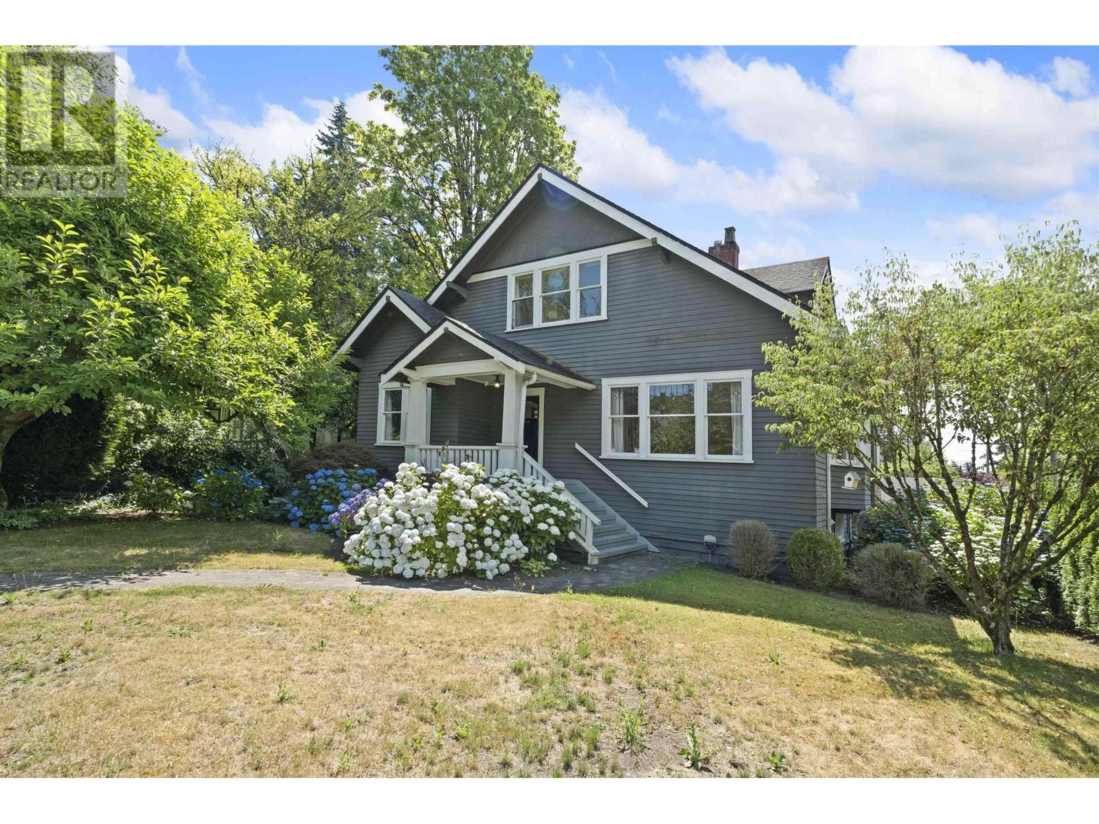 3492 W 34th Ave, Vancouver, BC V6N 2K6