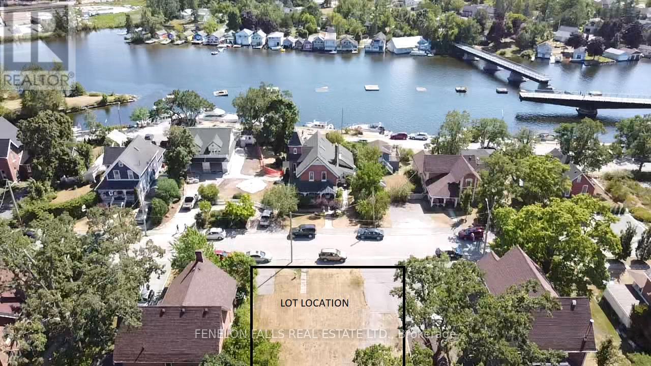 38 Oak St, Kawartha Lakes, ON K0M 1N0