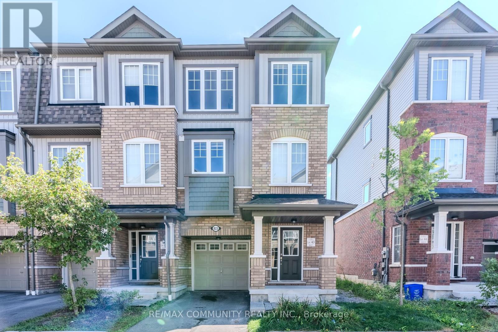 823 Atwater Path, Oshawa Lakeview, ON L1J 0E3