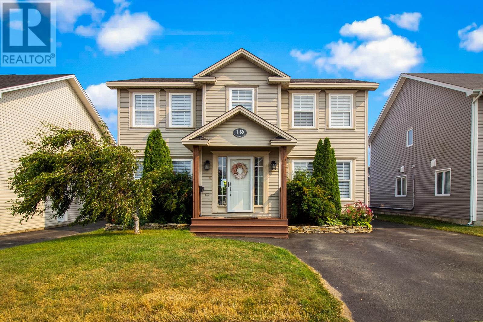 19 Teakwood Dr, St. John's, NL A1H 1A9