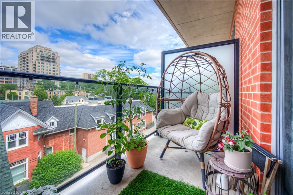 399 Queen Street S Unit 418, Kitchener, ON N2G 0C4
