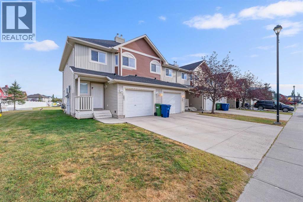 205 Bayside Pt SW, Airdrie, AB T4B 2X6