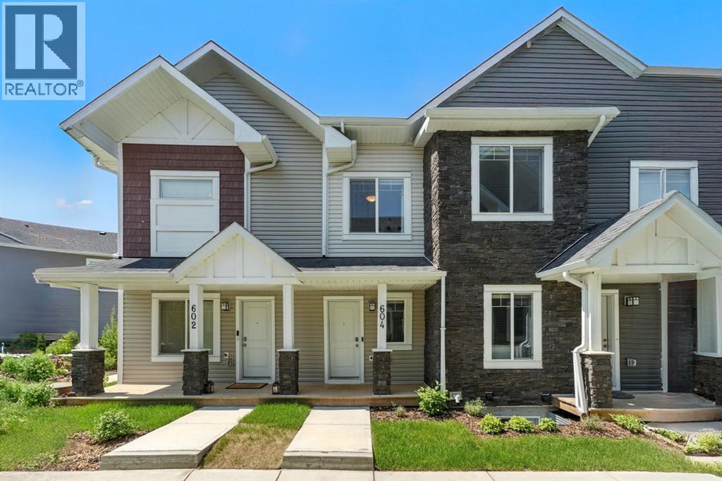 604 Canals Xing SW, Airdrie, AB T4B 4L4