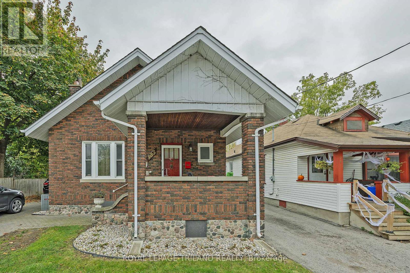983 Ormsby St, London, ON N5Z 1K5