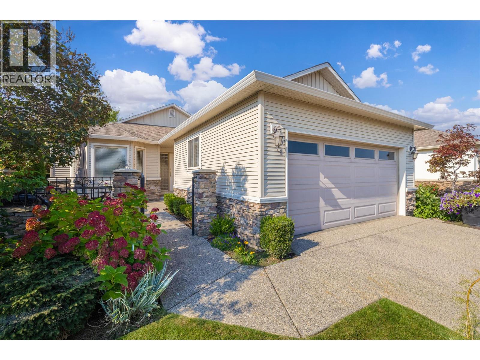 2365 Stillingfleet Road Unit 54, Kelowna, BC V1W 4X5