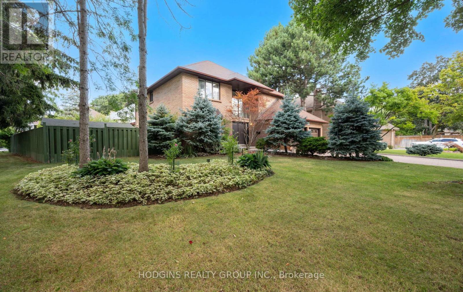 4053 Cabot Trl, Mississauga, ON L5L 3K2