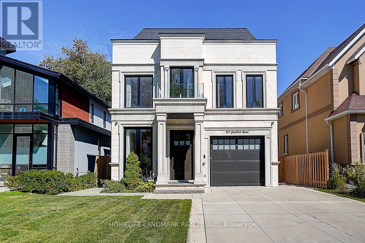 937 Goodwin Rd, Mississauga, ON L5G 4J9