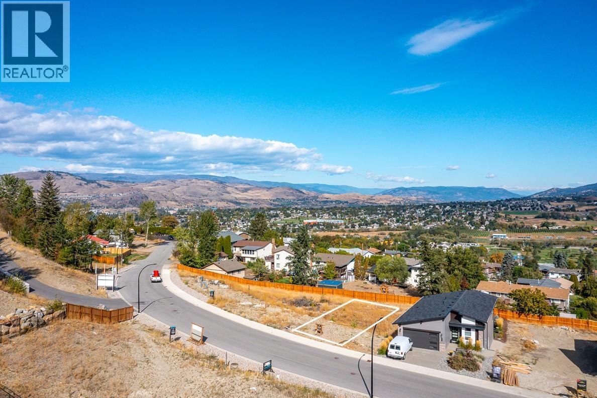 181 Sarsons Dr, Coldstream, BC V1B 0B5