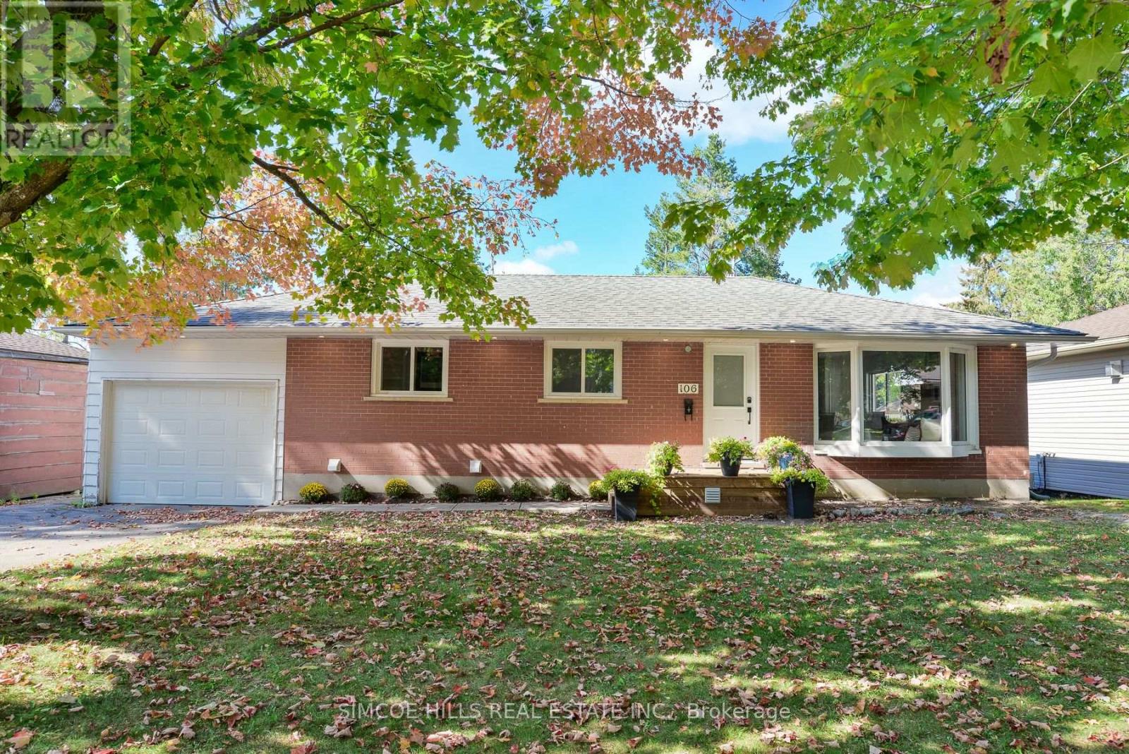 106 N Street W, Orillia, ON L3V 3S8