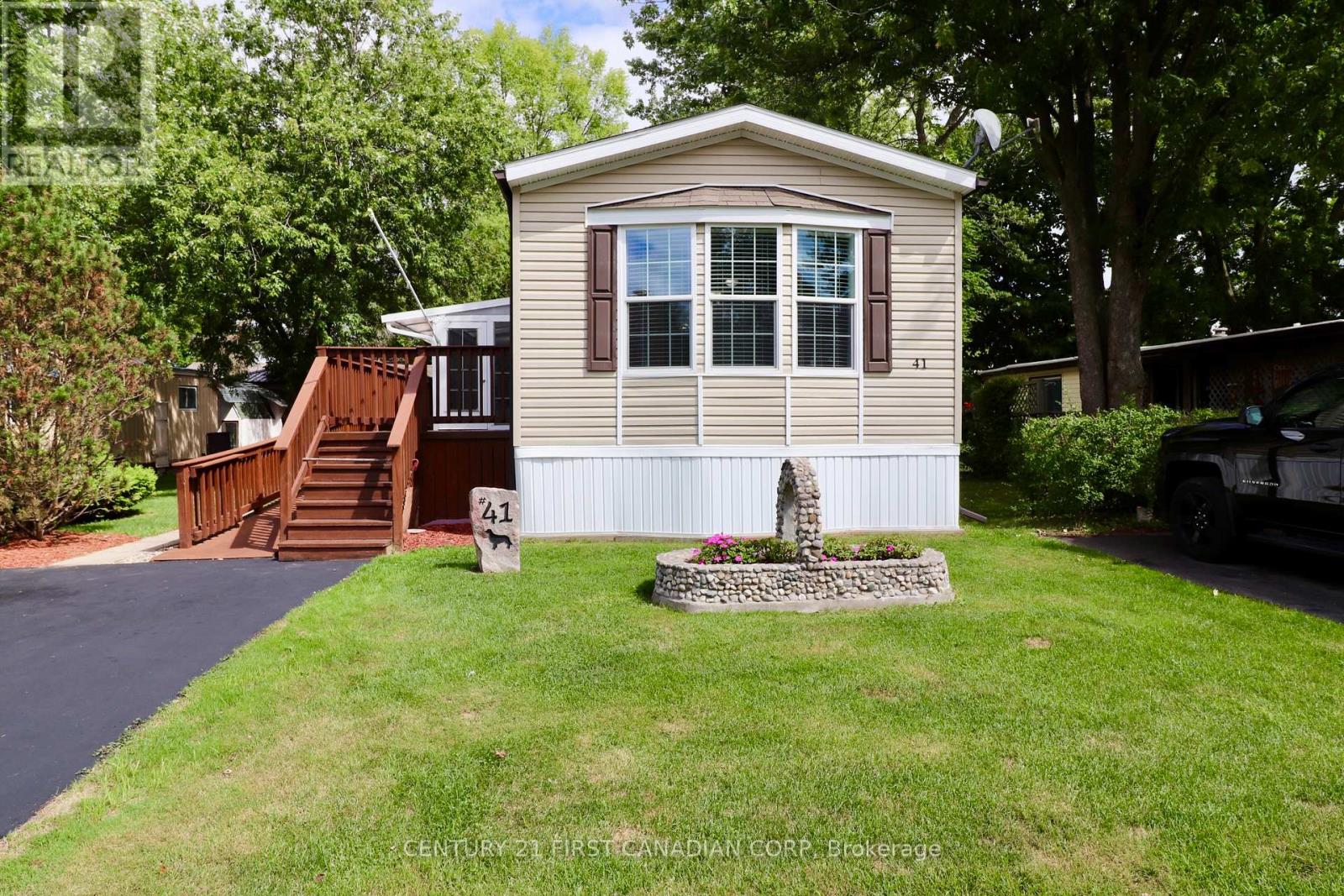 41 3100 Dorchester Rd, Thames Centre, ON N0L 1G5