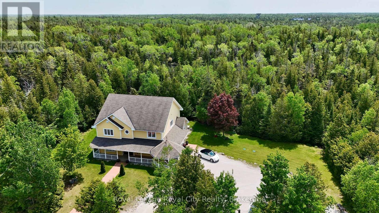 13 Elgin St, Northern Bruce Peninsula, ON N0H 2R0