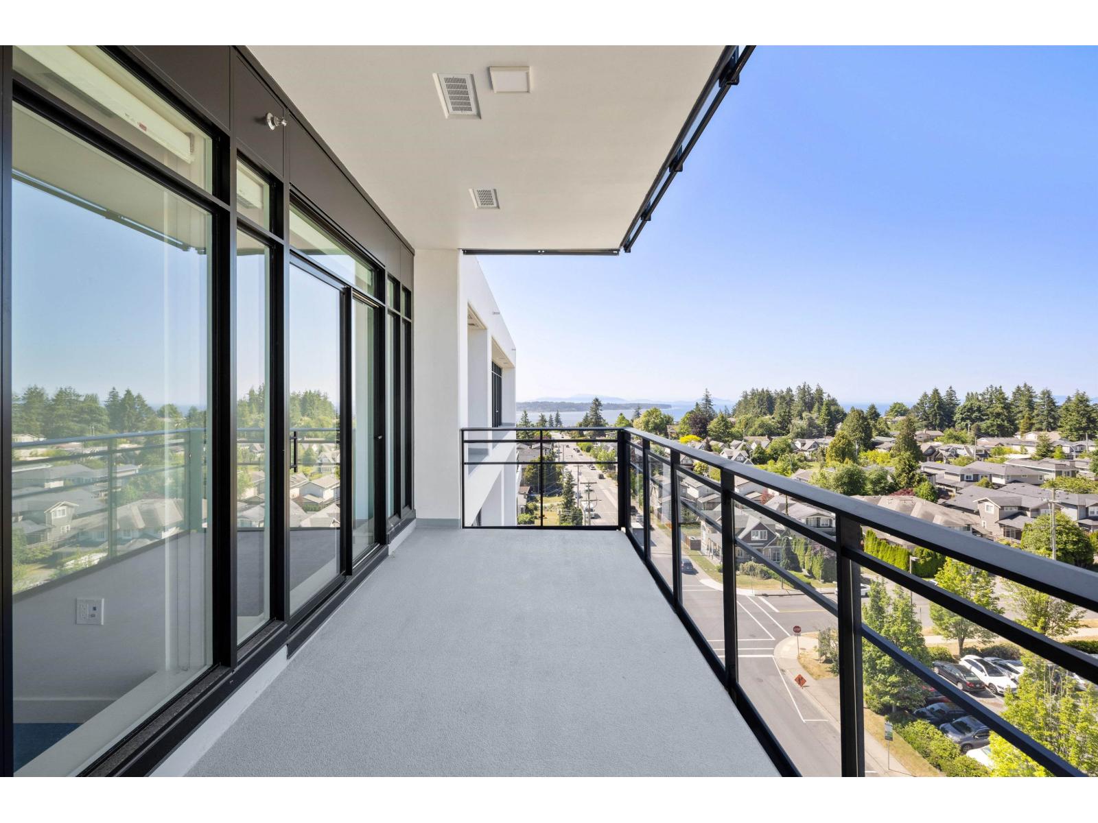 1526 Finlay Street Unit 807, White Rock, BC V4B 4L9