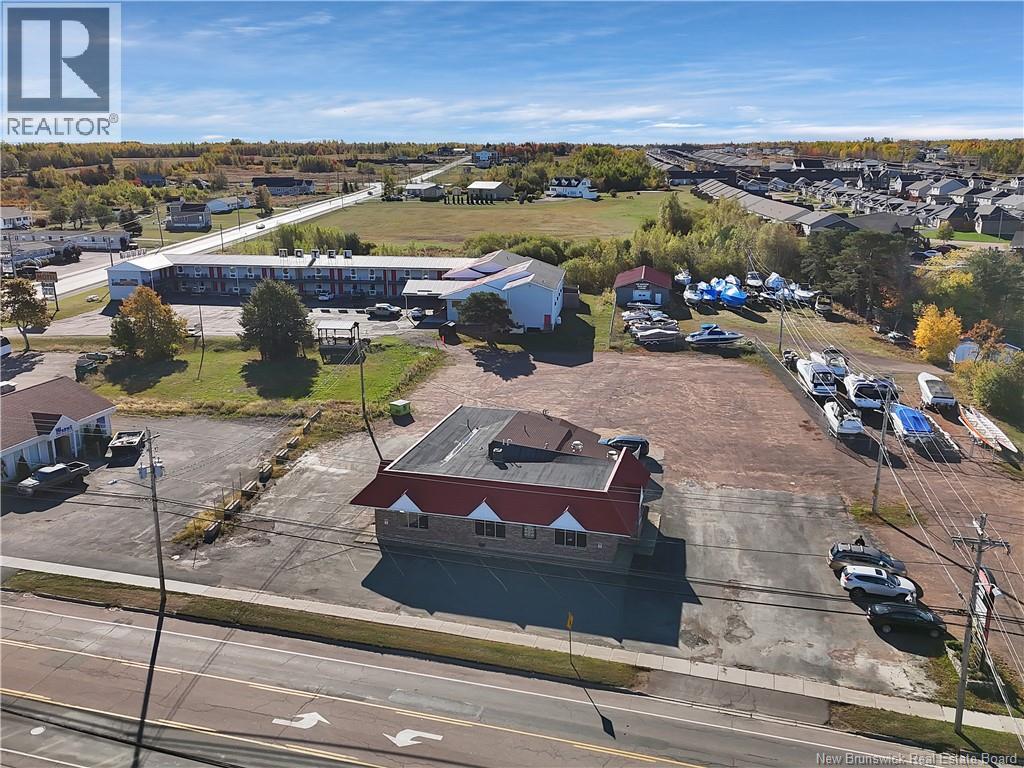 519 Main St, Shediac, NB E4P 2C4