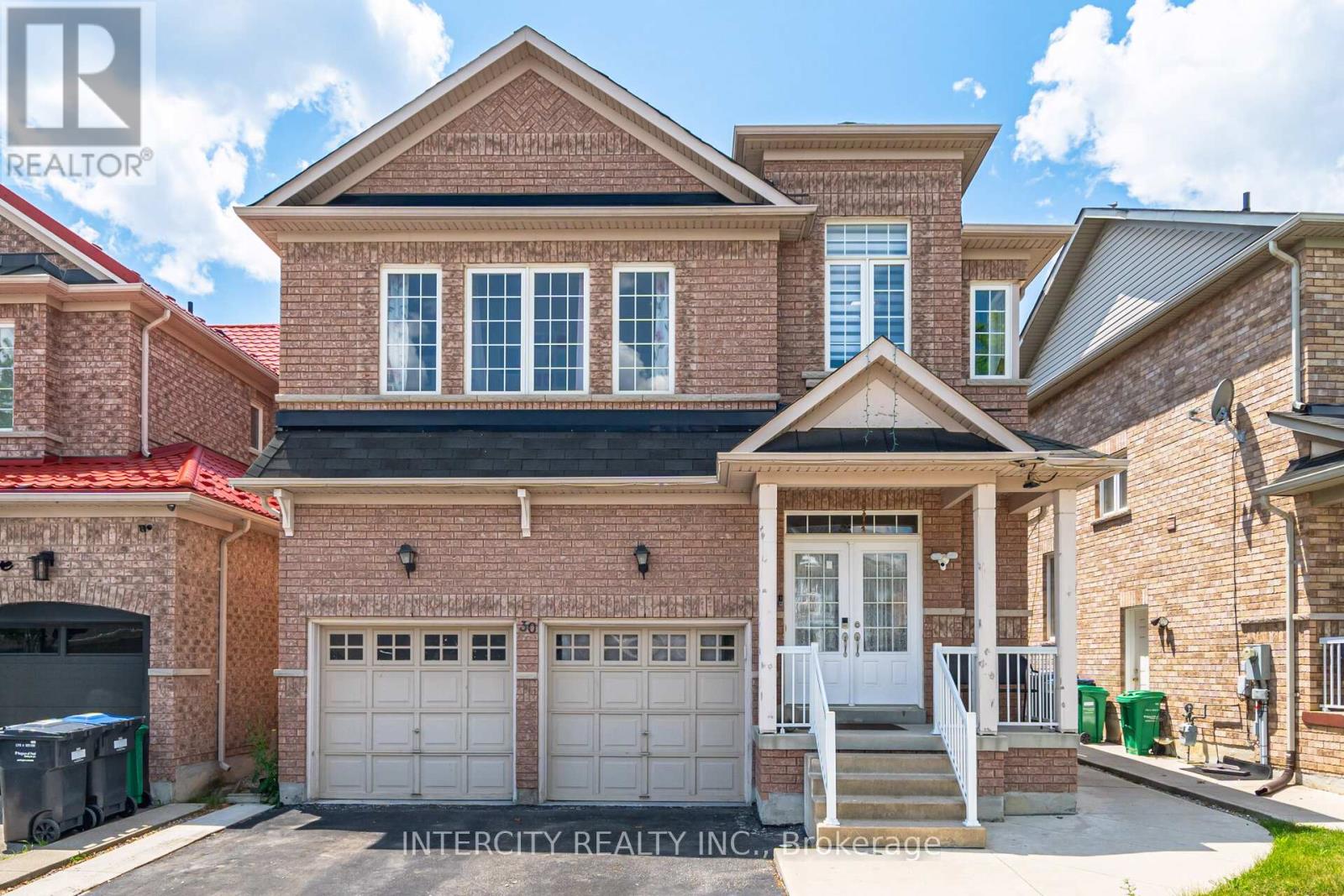 30 Pape Dr, Brampton, ON L6R 0G4