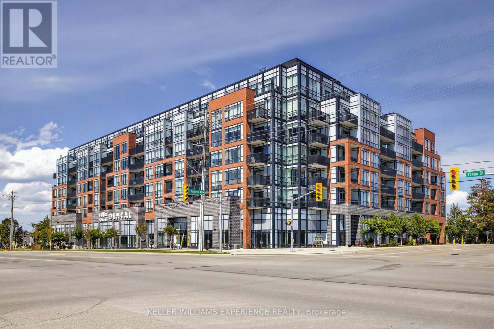 328 681 Yonge St, Barrie Painswick South, ON L4N 4E8