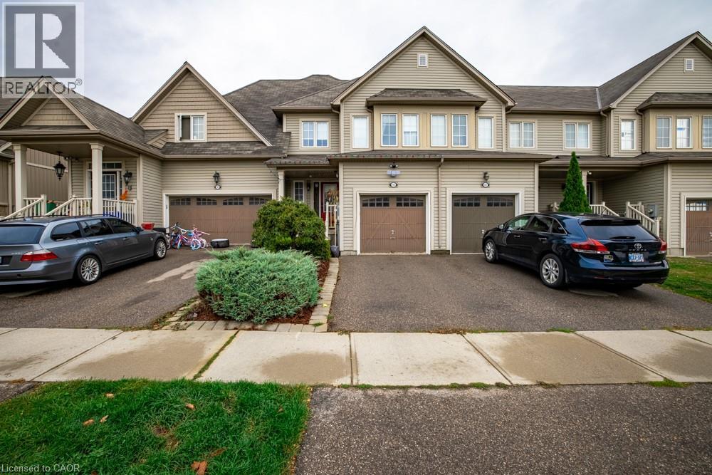 105 Bisset Ave, Brantford, ON N3T 0H4