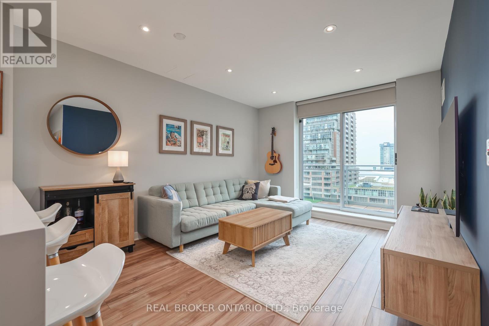 905 50 Lynn Williams St, Toronto, ON M6K 3R9