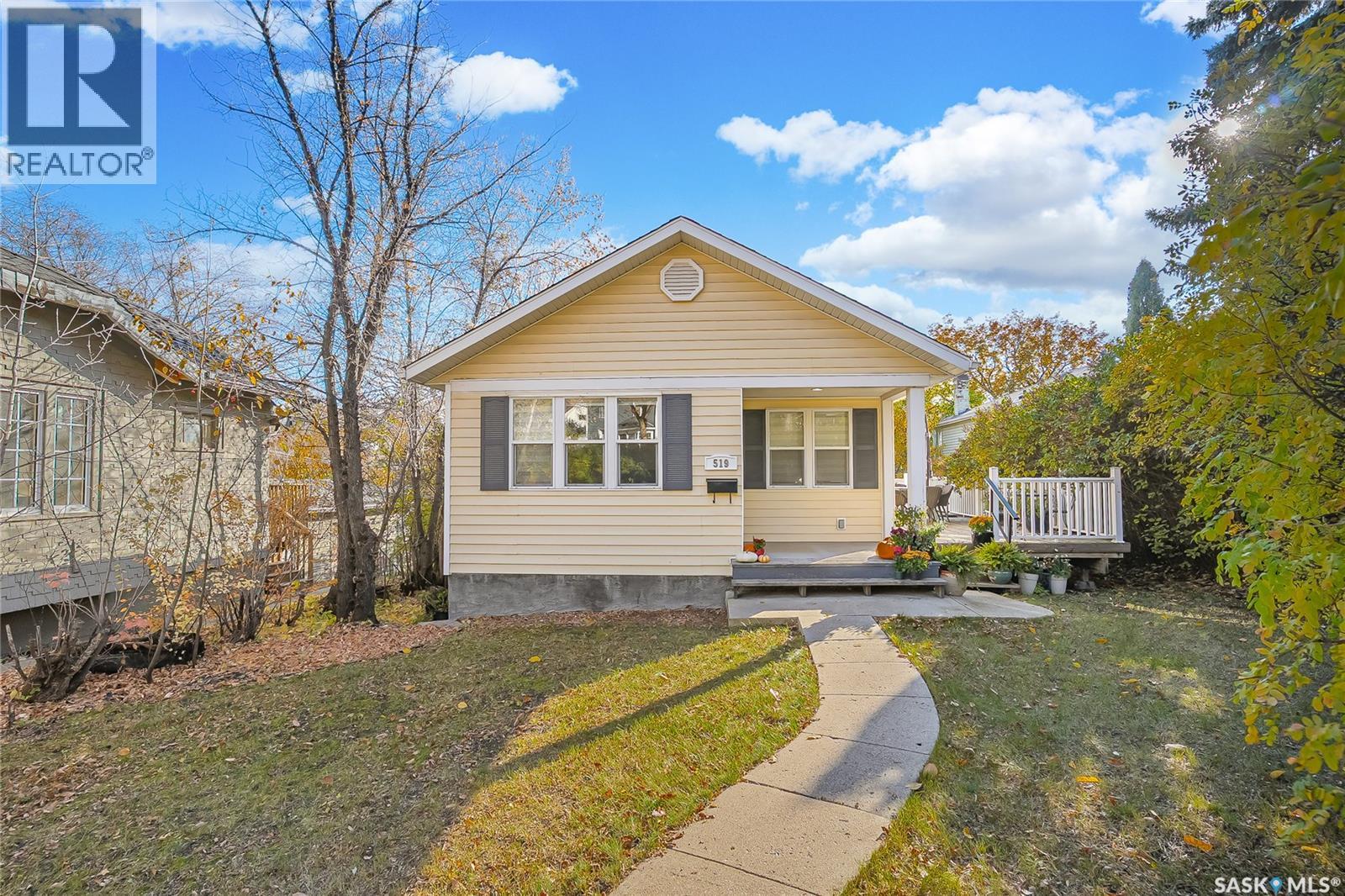 519 Walmer Rd, Saskatoon, SK S7L 0E1