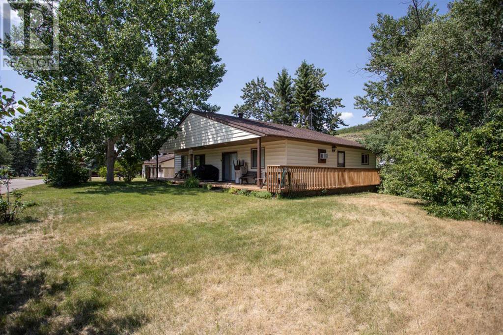 1 Sands Cres, Rochon Sands, AB T0C 3B0