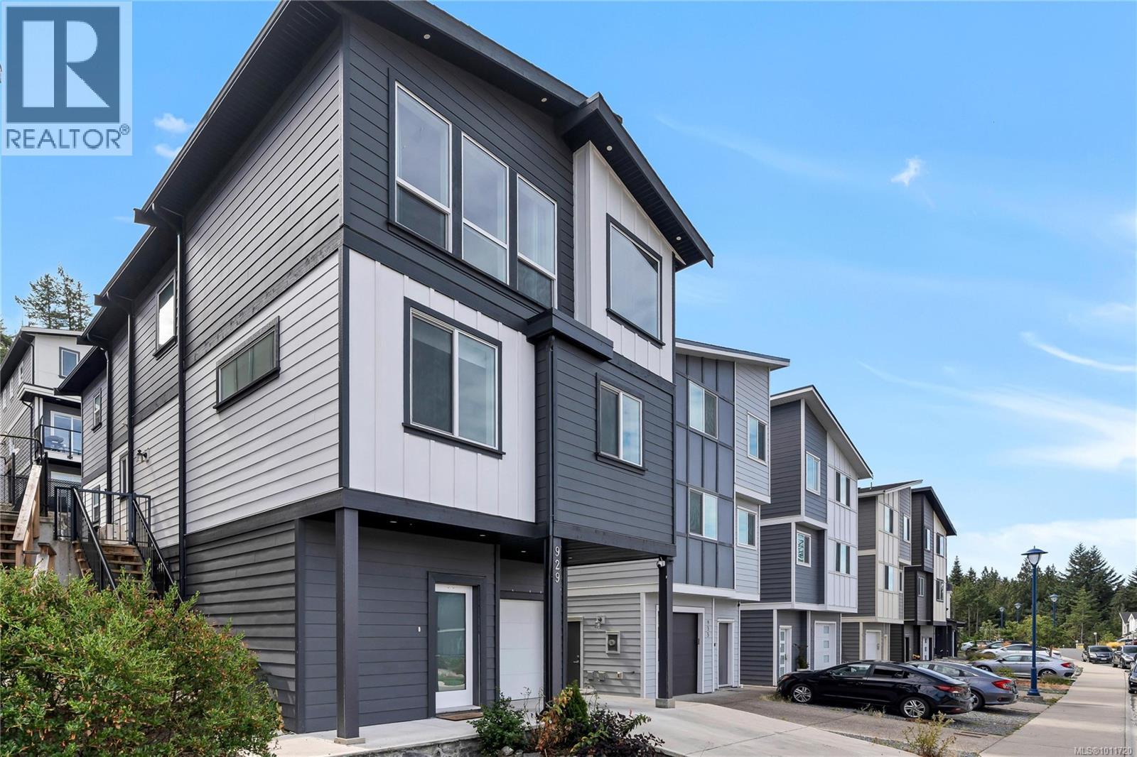 929 Peace Keeping Cres, Langford, BC V9C 2P3