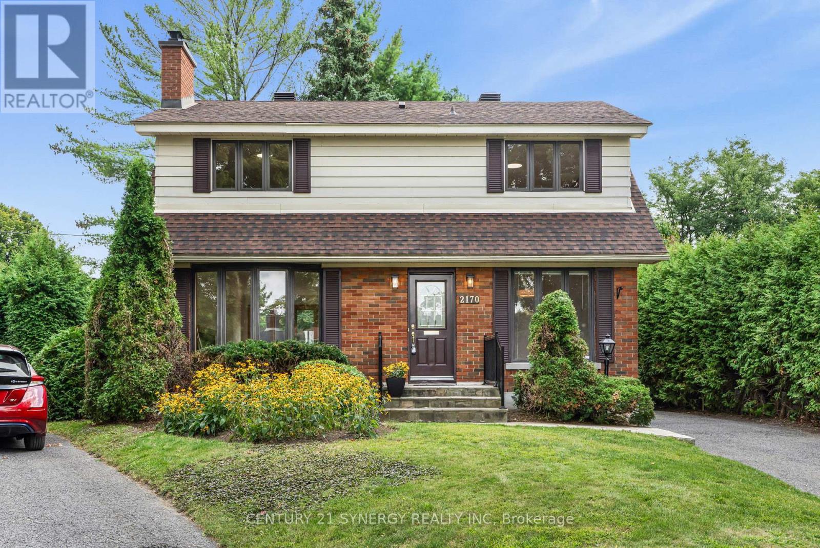 2170 Berwick Ave, Ottawa, ON K2C 0Y3