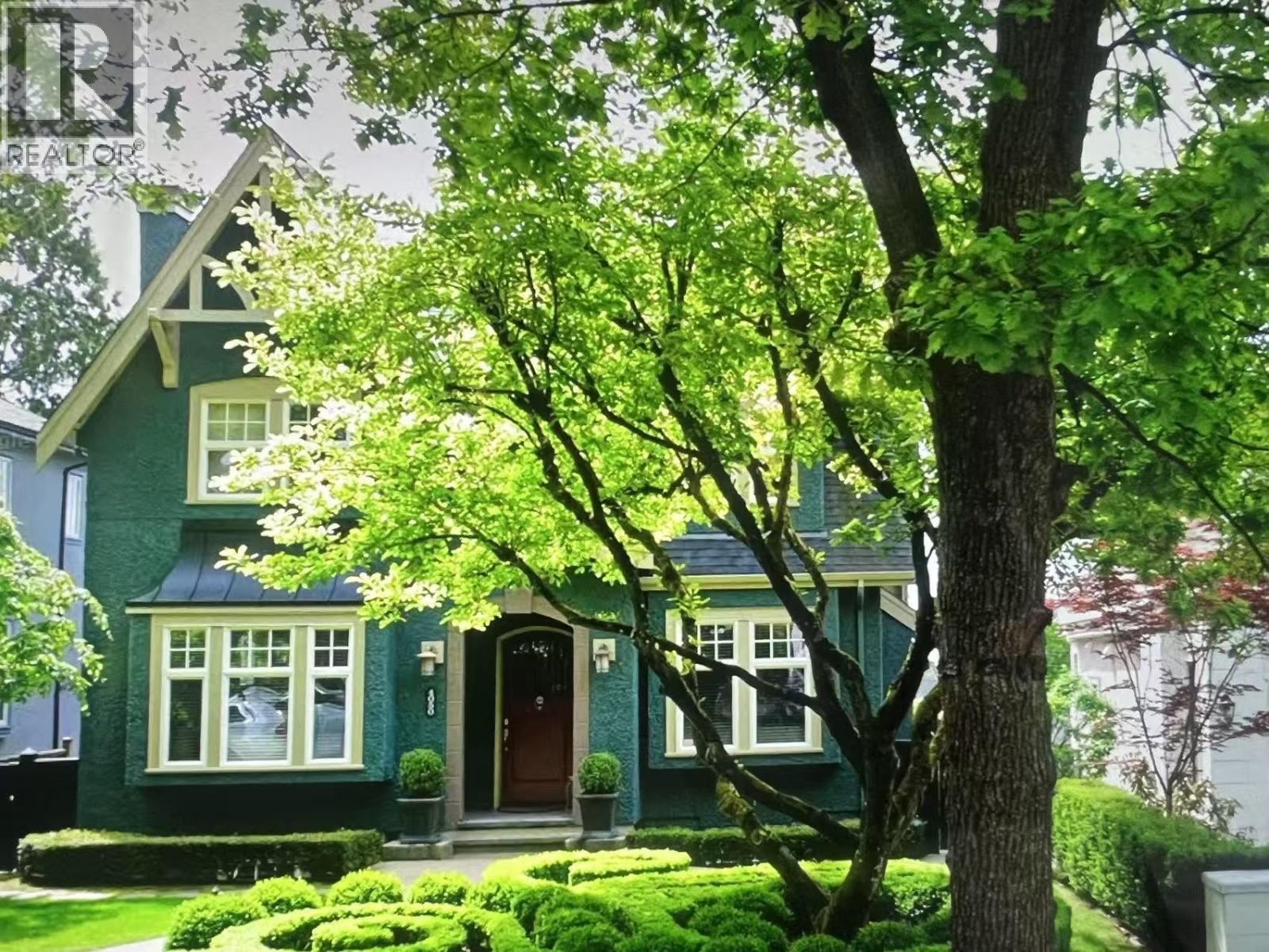 4050 W 33rd Ave, Vancouver, BC V6N 2J1