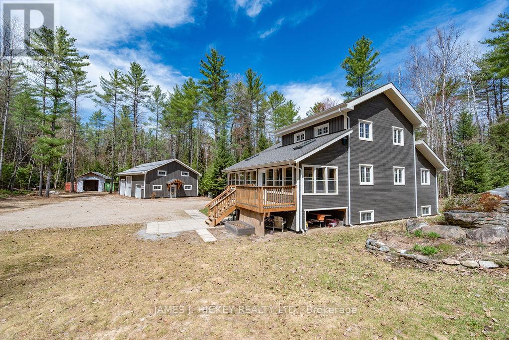313 Meilleurs Rd, Laurentian Hills, ON K0J 1P0