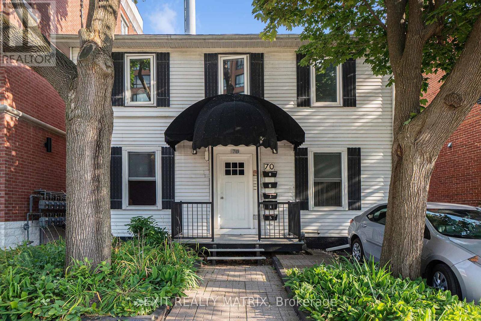 70 Bolton St, Ottawa, ON K1N 5A9