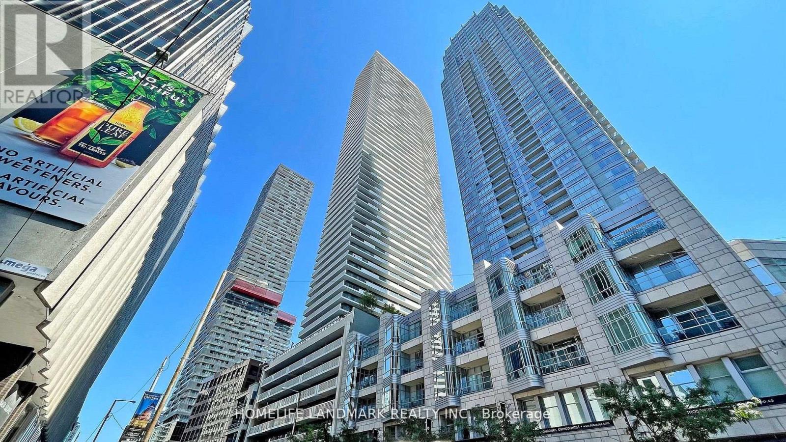 3304 2221 Yonge St, Toronto, ON M4S 0B8