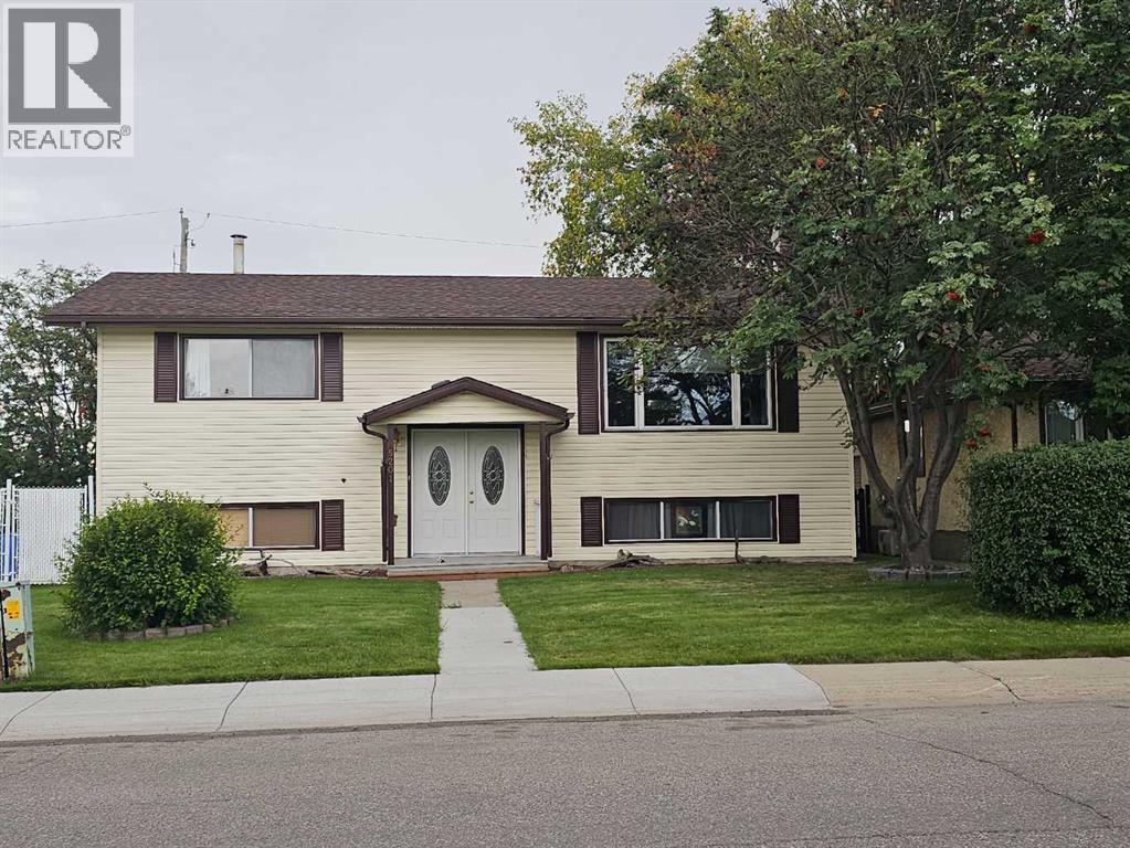 42 Street Unit 5201, Olds, AB T4H 1X2