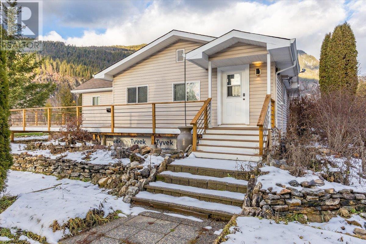 2269 Solsqua Rd, Sicamous, BC V0E 2V4