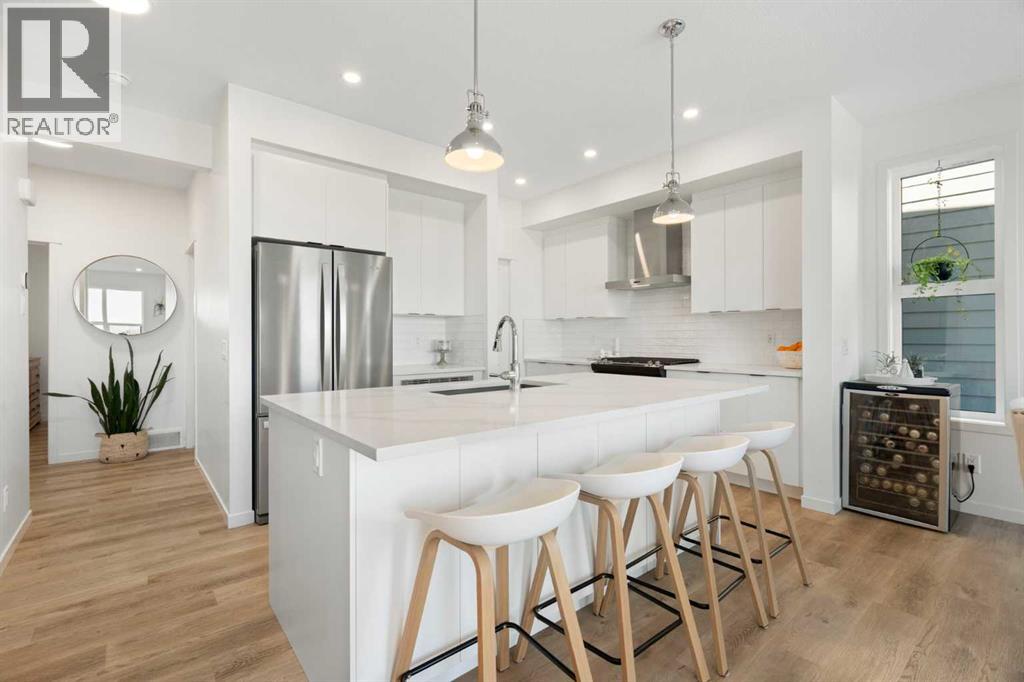 36 Magnolia Bay SE, Calgary, AB T3M 3M9