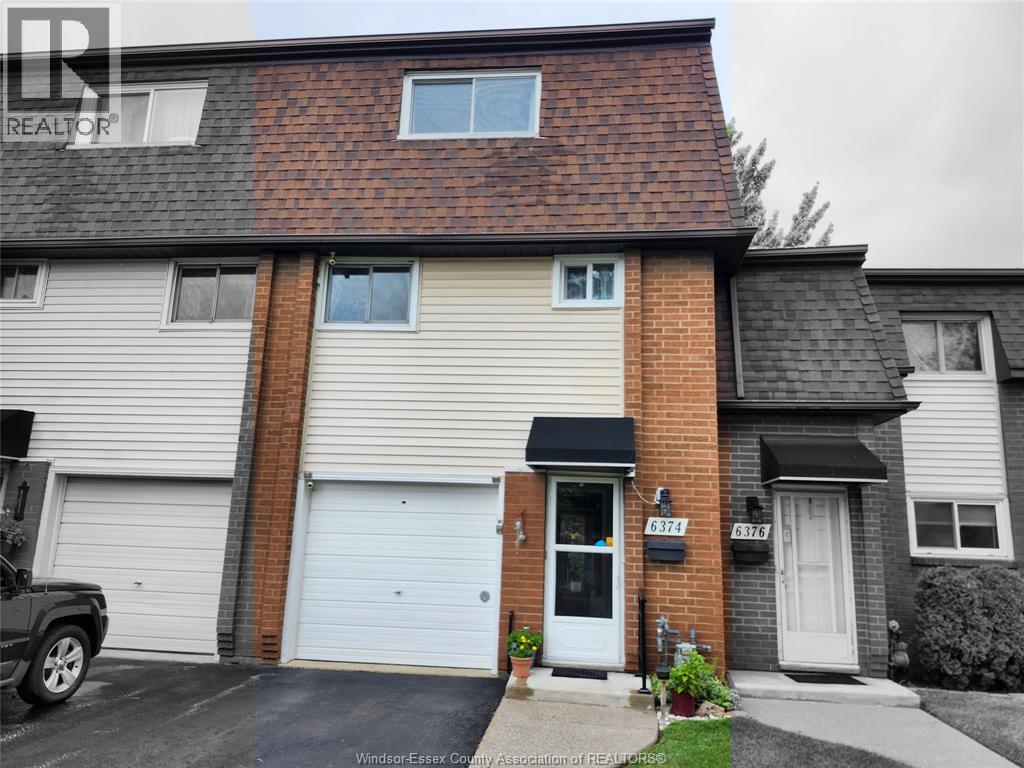 6374 Thornberry, Windsor, ON N8T 3A2