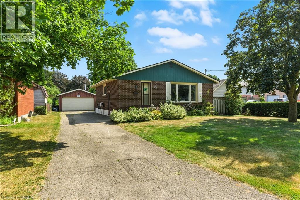 22 Mccammon St, Brant, ON N3L 1V9