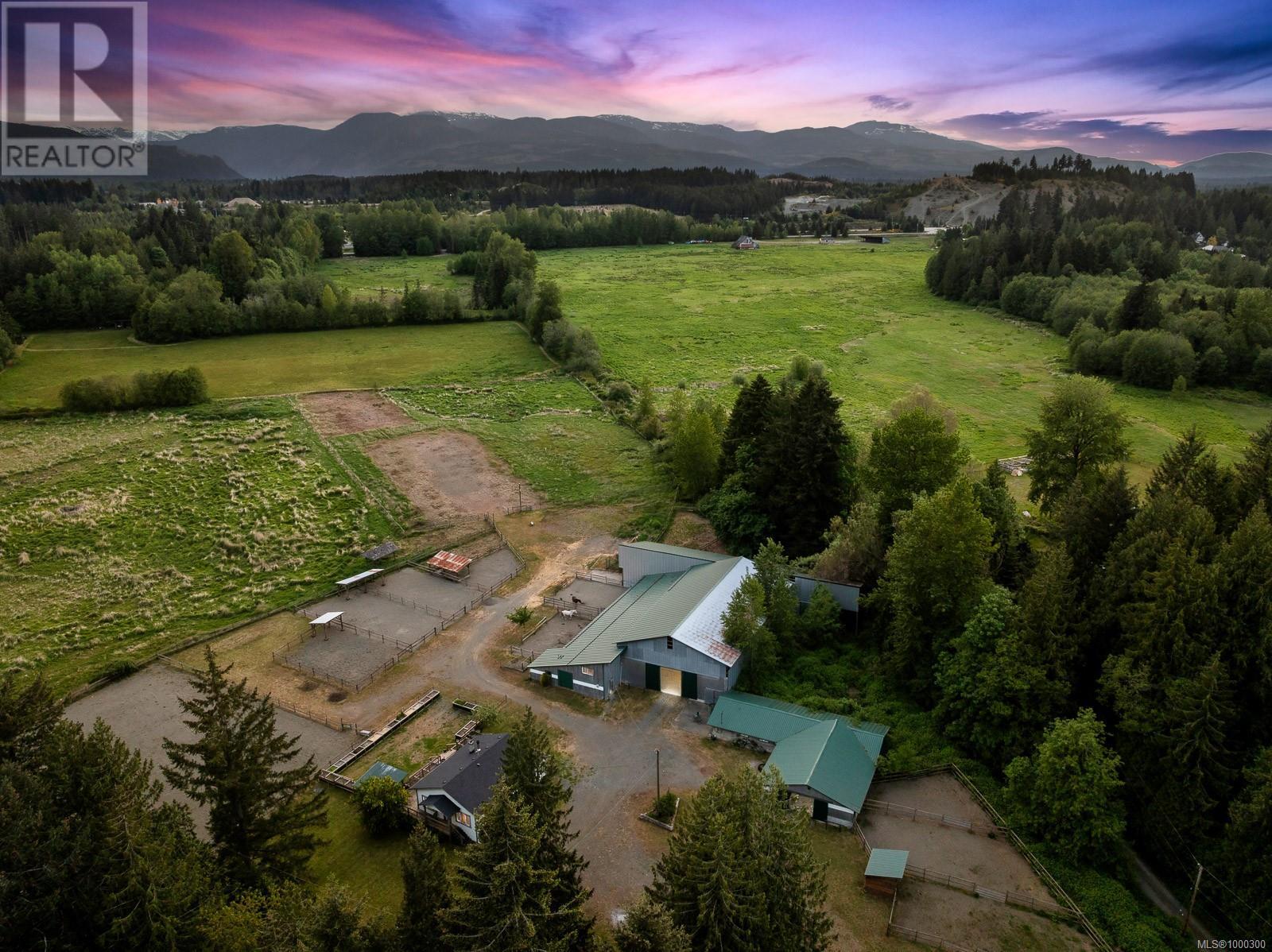 3155 Grant Rd, Courtenay, BC V9N 9P7