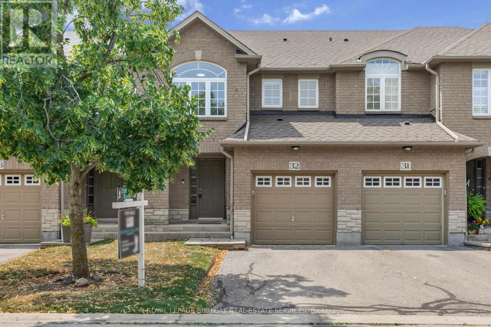 32 130 Robert St, Milton, ON L9T 6E3