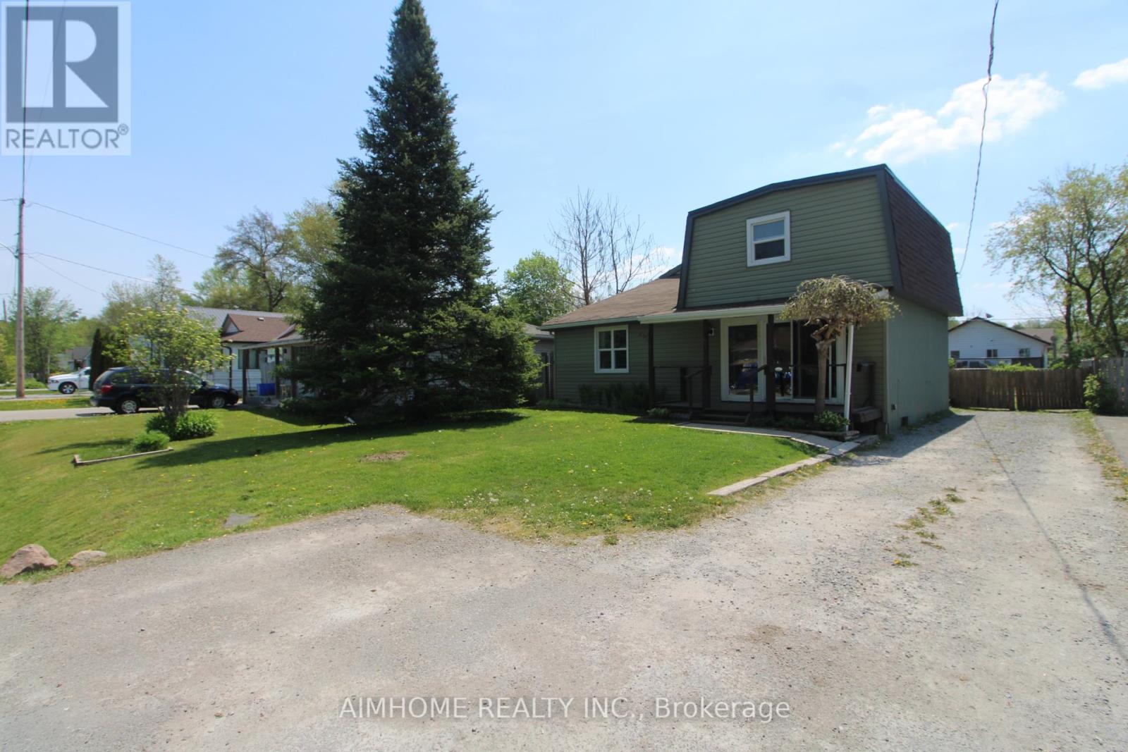 283 Woodycrest Ave, Georgina, ON L4P 2W3