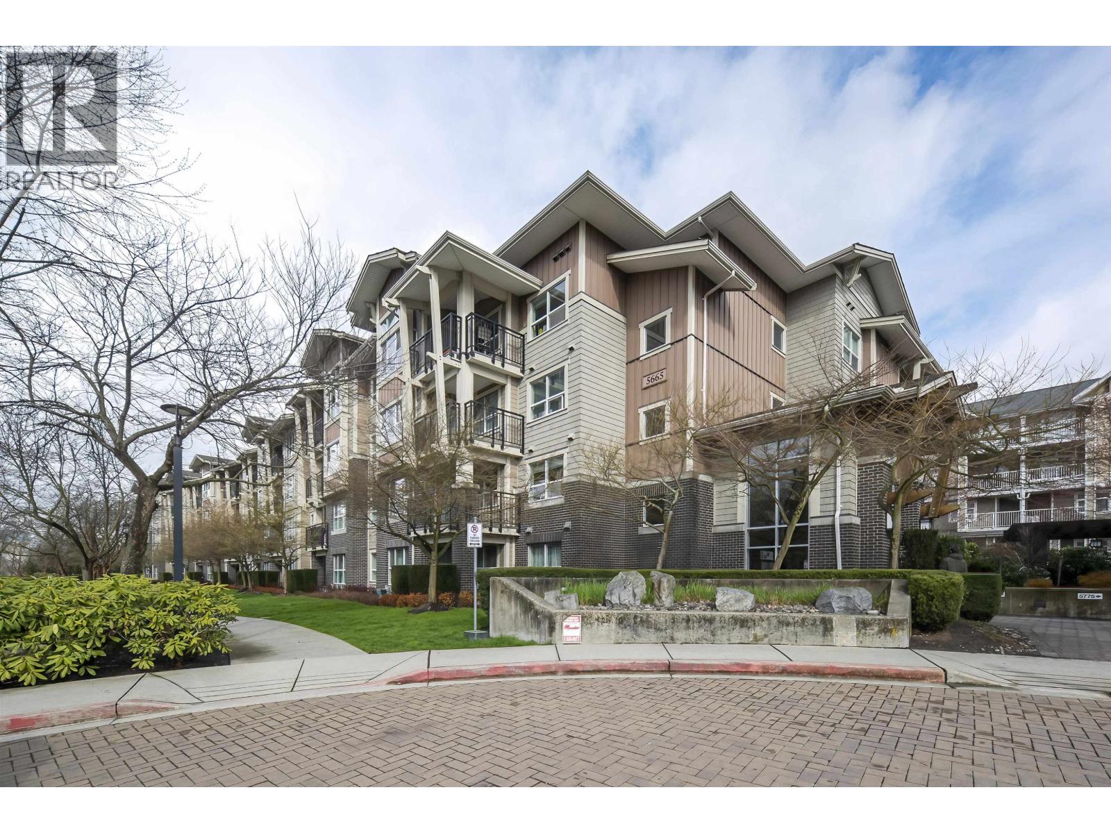 5665 Irmin Street Unit 106, Burnaby, BC V5J 0C4