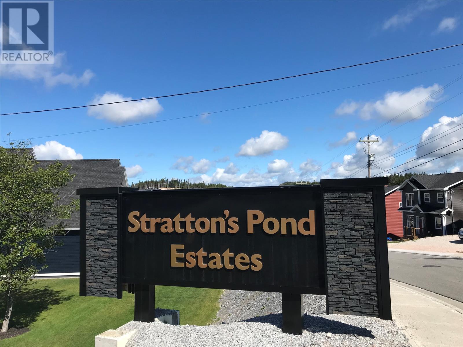 4 Benjamin St, Massey Drive, NL A2H 0E5