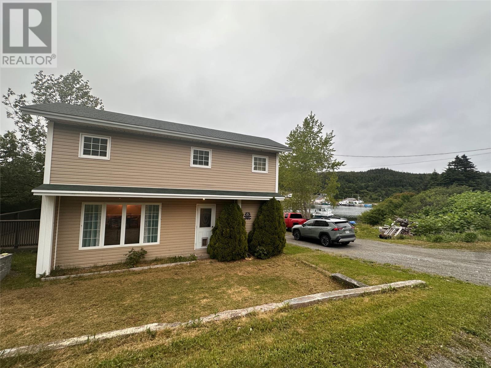 11 Beachy Cove Rd, Mortier, NL A0E 1E0