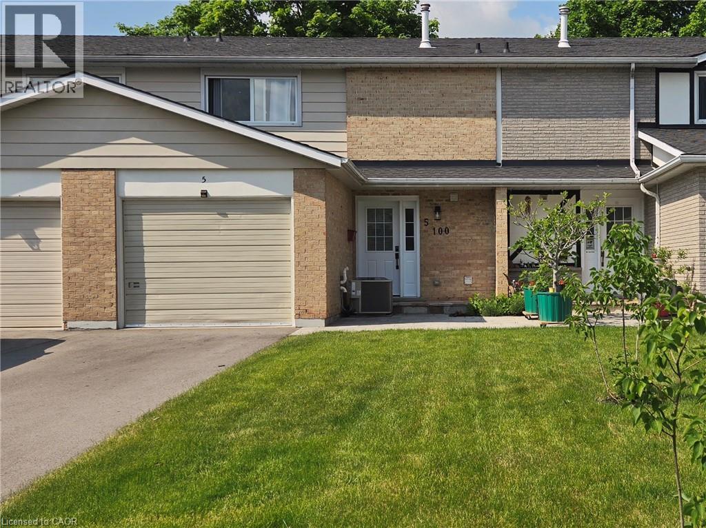 100 St Andrews Court Unit 5, Hamilton, ON L8K 6H2