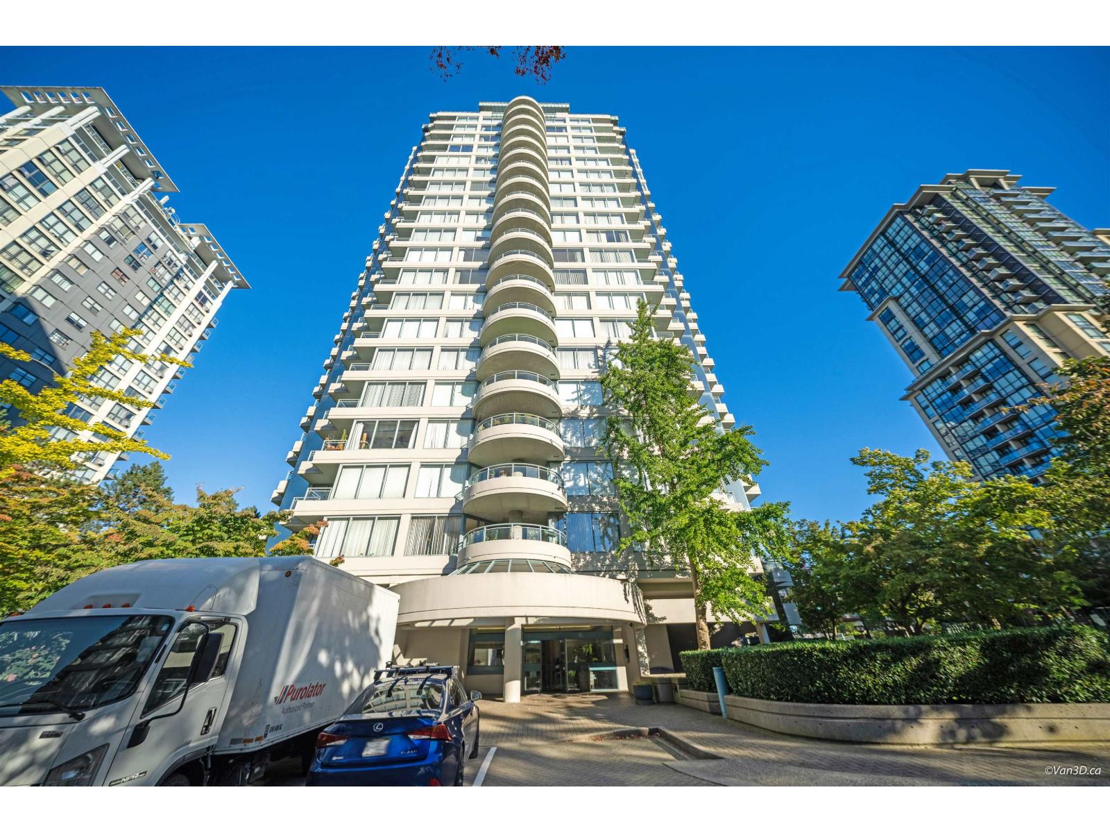 13383 108 Avenue Unit 904, Surrey, BC V3T 5T6