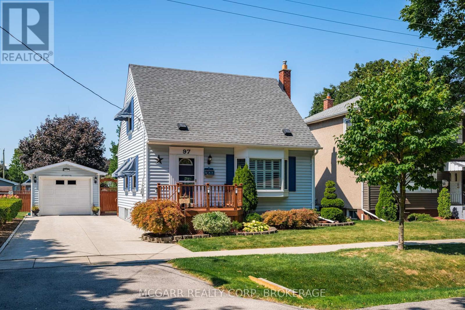 97 Else St, St. Catharines, ON L2N 2C4