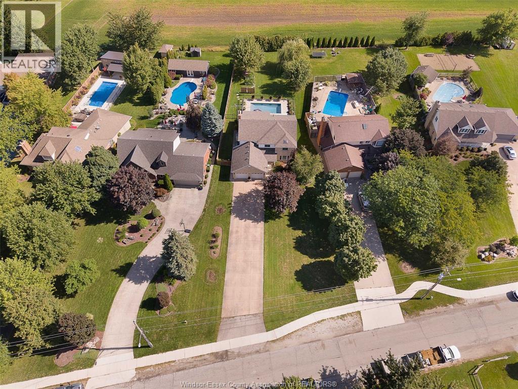 229 Irwin Ave, Essex, ON N8M 2T5