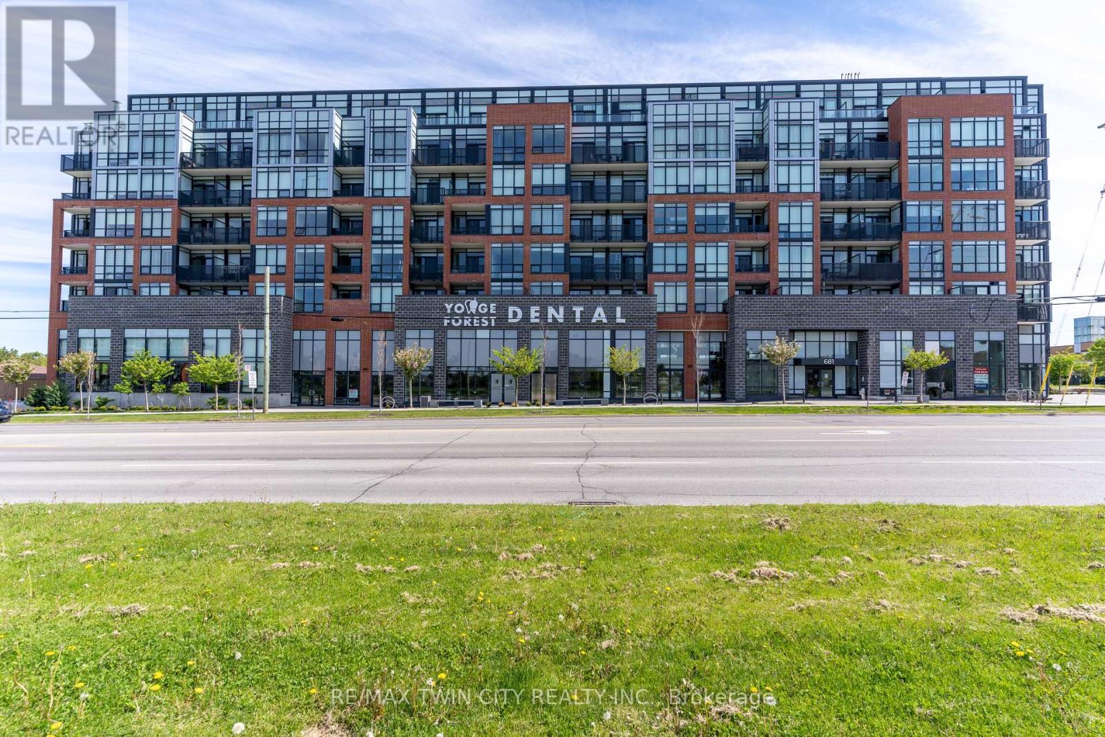 409 681 Yonge St, Barrie Painswick South, ON L4N 4E8
