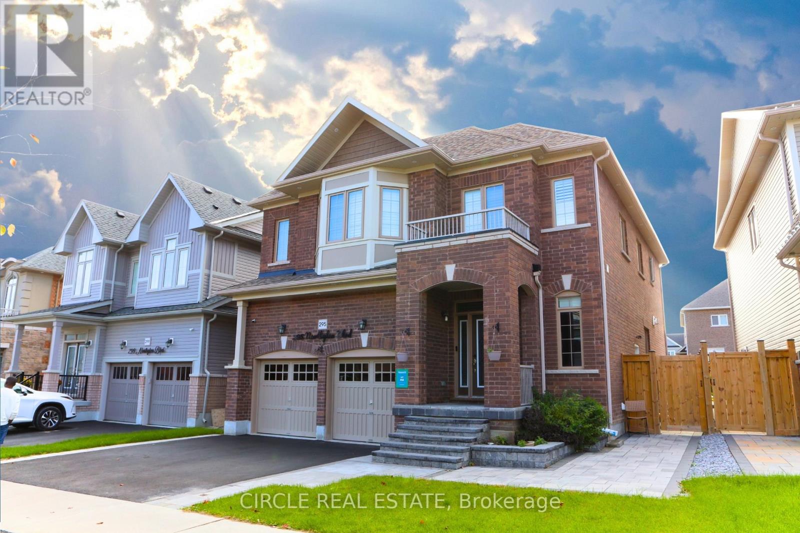 295 Northglen Blvd, Clarington, ON L1C 3K2