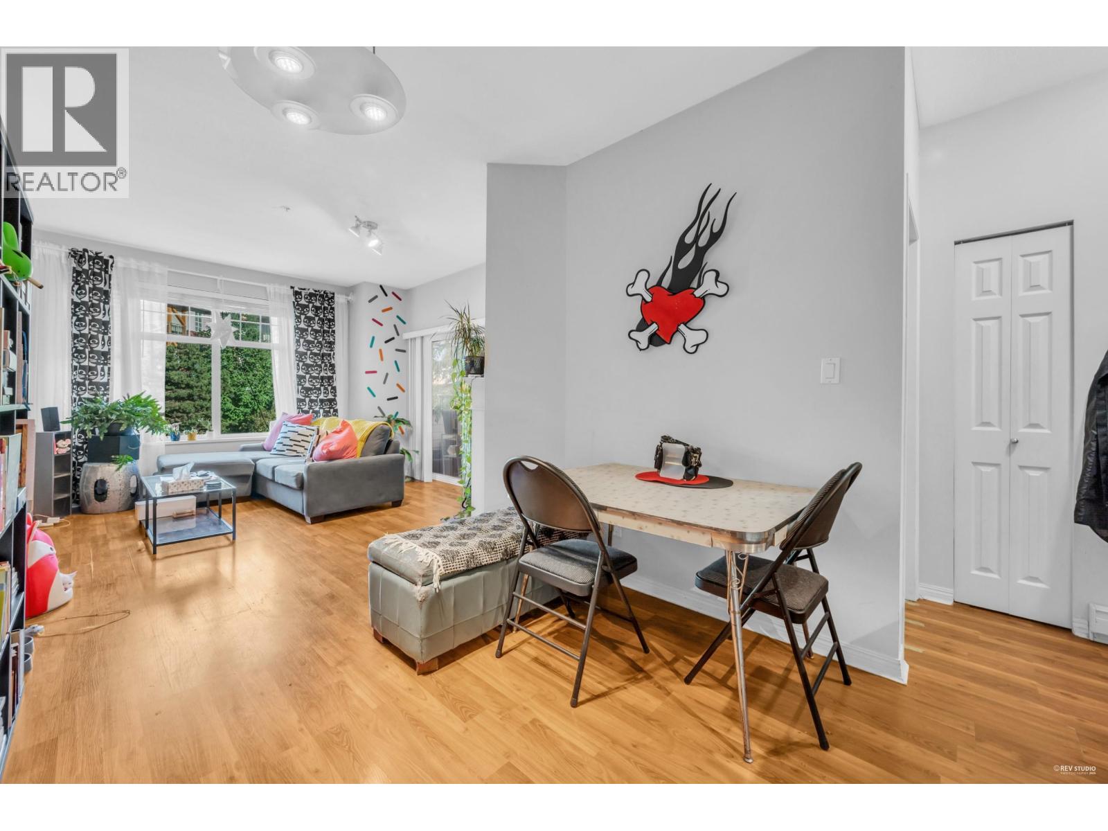 83 Star Crescent Unit 213, New Westminster, BC V3M 6X8