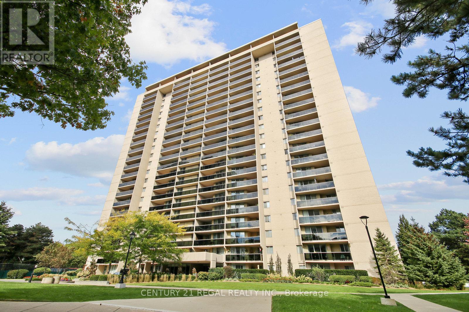 1207 812 Burnhamthorpe Rd E, Toronto, ON M9C 4W1