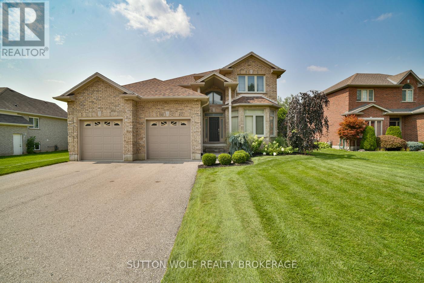544 Juliana Dr, Strathroy-Caradoc, ON N0L 1W0