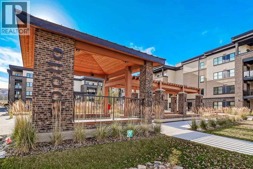 80 Greenbriar Place Nw Unit 2208, Calgary, AB T3B 6J4